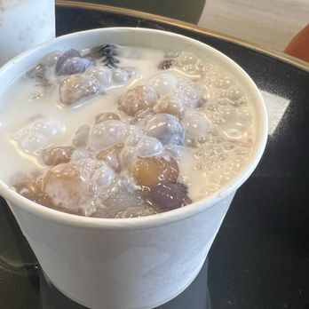 Sweet Mood Vietnamese Chè & Macarons - Red bean - Desserts Near Me - Westminster, California