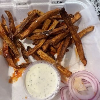 Helen's JAD - Fries - Dive Bars Near Me - North Kansas City, Missouri