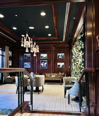 Thoroughbred Club by null