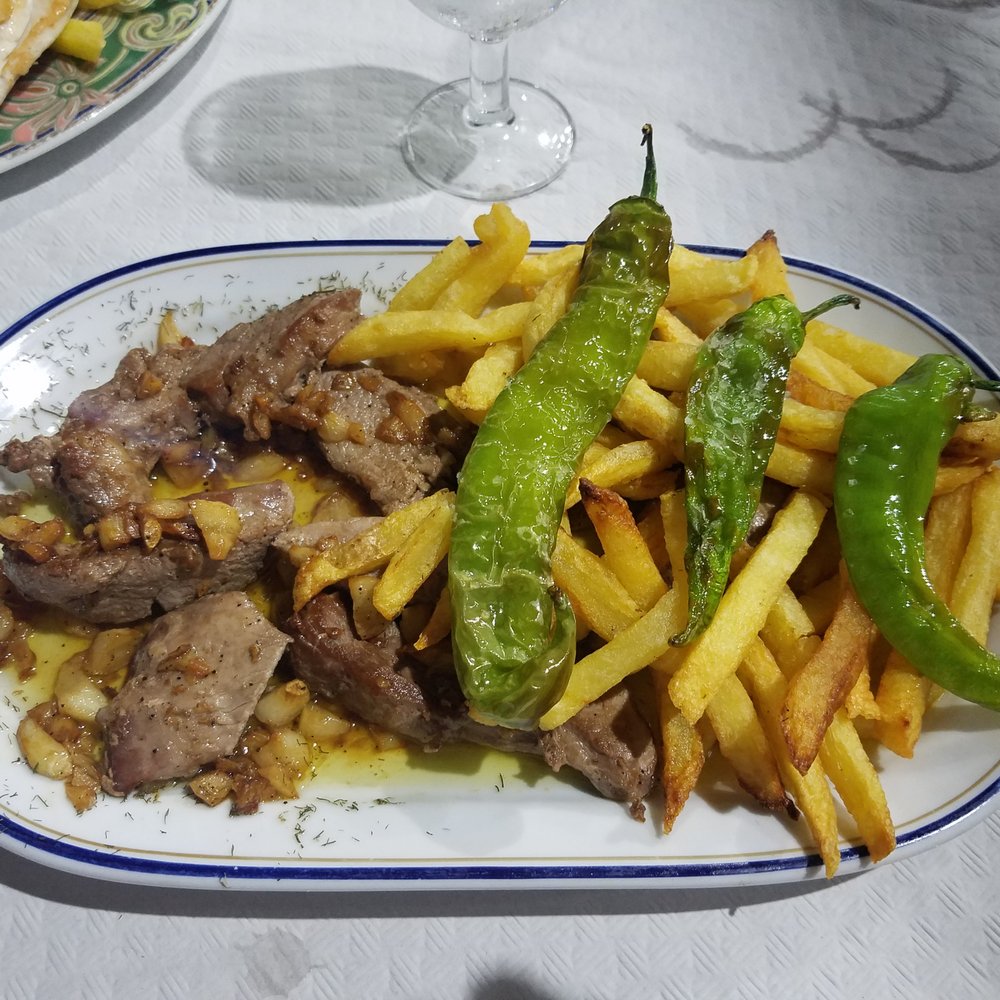 El Menuito - Pork in garlic sauce - Spanish Near Me - Chipiona, California