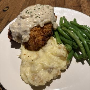 The Pinery - Chicken fried chicken - American Near Me - Orlando, Florida The Pinery - Chicken fried chicken - American Near Me - Orlando, Florida
