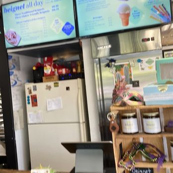 Beignet All Day - Ordering area - Donuts Near Me - Webster Groves, Missouri