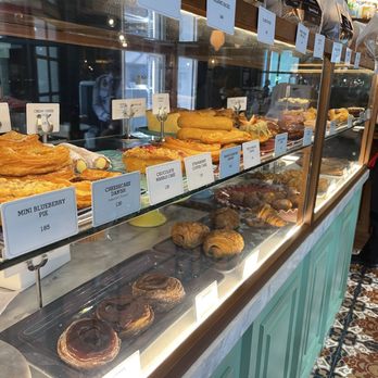 Wildflour Cafe + Bakery - Breakfast & Brunch Near Me - Makati, NCR