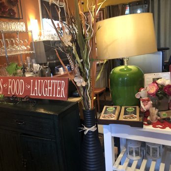 Mango Tree Bistro - Entry - Thai Near Me - Norristown, Pennsylvania