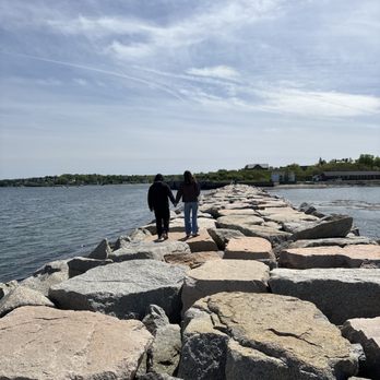 Spring Point Ledge Lighthouse - Landmarks & Historical Buildings Near Me - South Portland, Maine