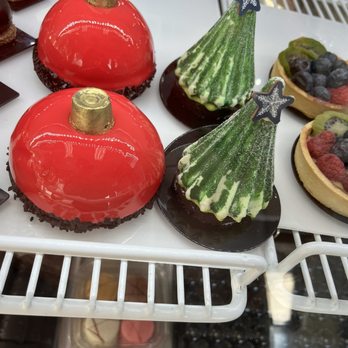 Dream Fountain Cafe / Catering - Custom Cakes Near Me - El Cajon, California Dream Fountain Cafe / Catering - Custom Cakes Near Me - El Cajon, California