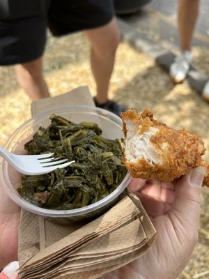 Lilly's Hot Chicken by null