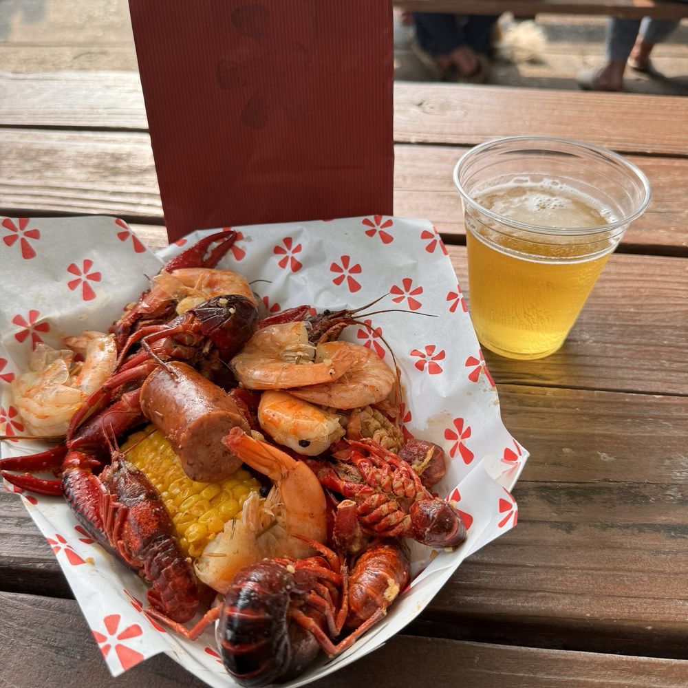 Hoodoo Crawfish - Beer and Crawfish Boil - Caterers Near Me