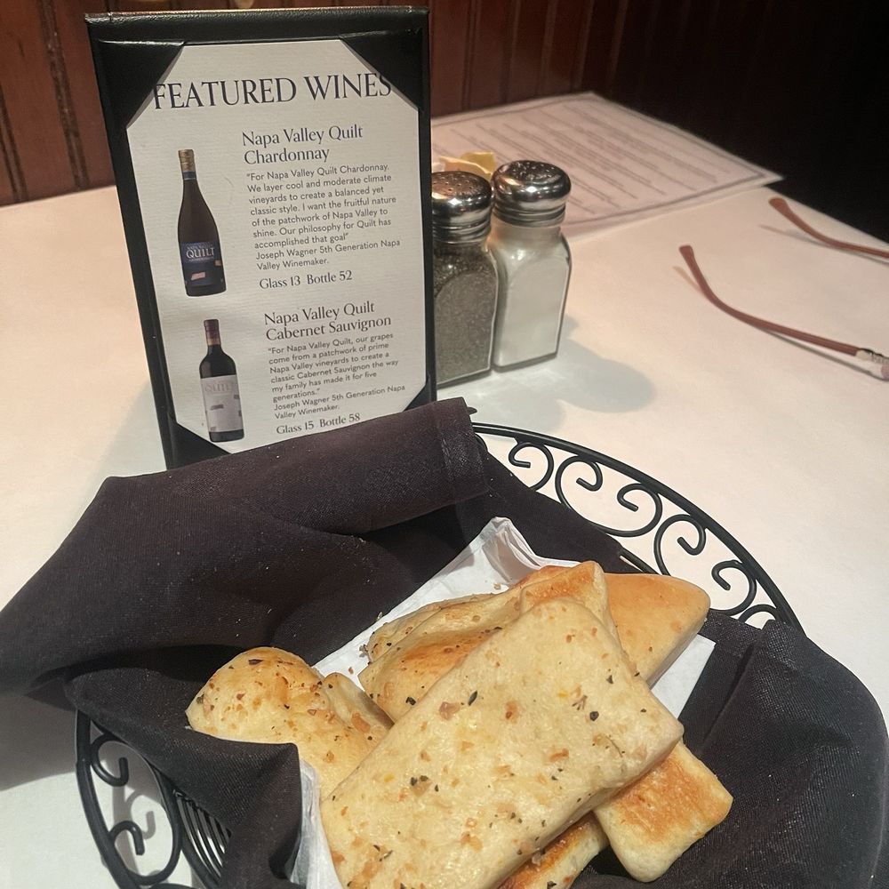Loccino Italian Grill - Warm, delicious bread - Italian Near Me - Troy, Michigan Loccino Italian Grill - Warm, delicious bread - Italian Near Me - Troy, Michigan