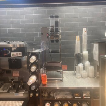McDonald's - a counter with a coffee maker and a coffee machine - Coffee & Tea Near Me - Key Largo, Florida