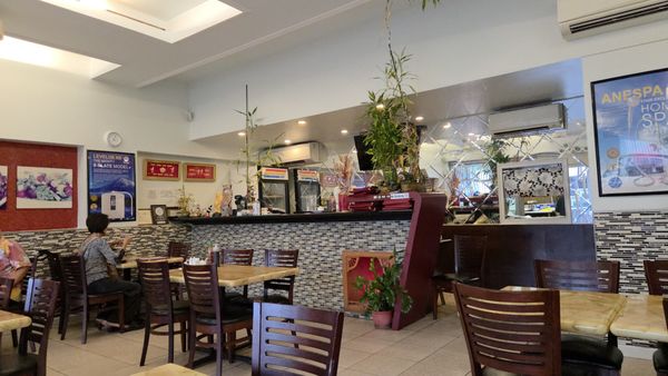 Saigon's Restaurant by null