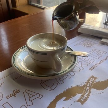 La Carreta - Cuban Cafe con Leche - Cuban Near Me - Miami, Florida
