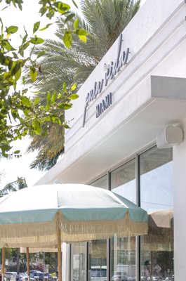 Pura Vida Miami by null