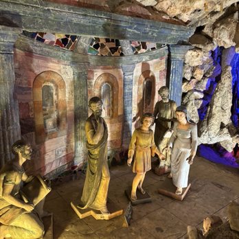 Crystal Shrine Grotto - Local Flavor Near Me - Memphis, Tennessee Crystal Shrine Grotto - Local Flavor Near Me - Memphis, Tennessee