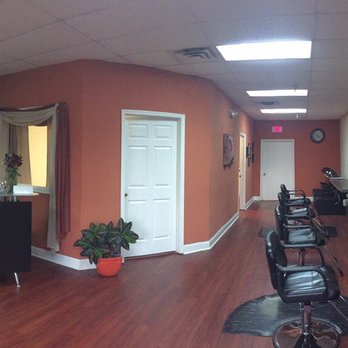 Salon 22 - Working Stations - Hair Salons Near Me - Petersburg, Virginia Salon 22 - Working Stations - Hair Salons Near Me - Petersburg, Virginia