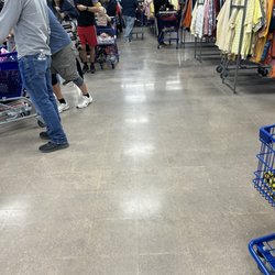 Grand opening check out line