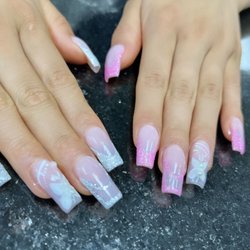 MaBe's Nail Salon - Acrylic