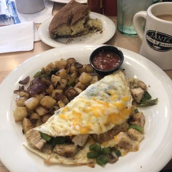 Jantz Cafe & Bakery - Southwest Omelet w/ egg whites and a slice of coffee cake - Bakeries Near Me - Merced, California