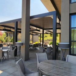 The Homestead Restaurant + Lounge - Outdoor terrace