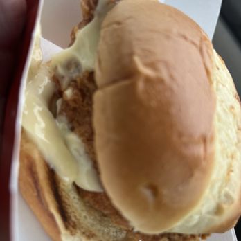 Bojangles - Bo's Chicken Sandwich® - Desserts Near Me - Canton, Ohio