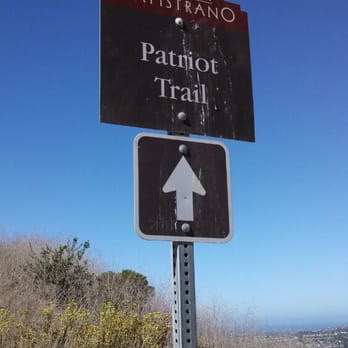 Las Ramblas Trail - Trail Markers are very tall - Hiking Near Me - San Juan Capistrano, California