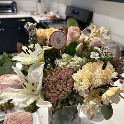 Edible Arrangements - Flowers