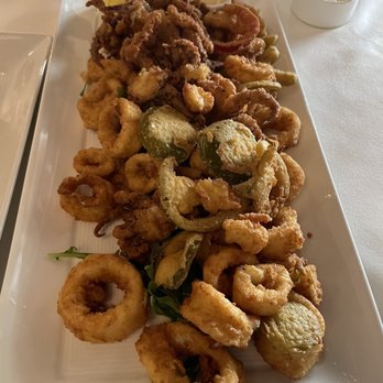 Davio's - Crispy Calamari - Steakhouses Near Me - Braintree, Massachusetts