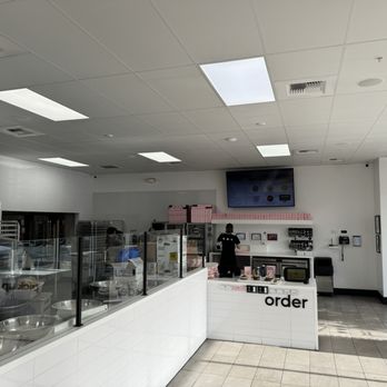 Crumbl - San Ramon - Front Counter - Bakeries Near Me - San Ramon, California