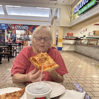 Schianos Pizza - They have cheese pull! - Pizza Near Me - Kissimmee, Florida Schianos Pizza - They have cheese pull! - Pizza Near Me - Kissimmee, Florida