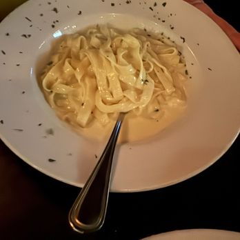 Capo's Restaurant & Speakeasy - Fredo's Wise Guy Alfredo - Italian Near Me - Las Vegas, Nevada
