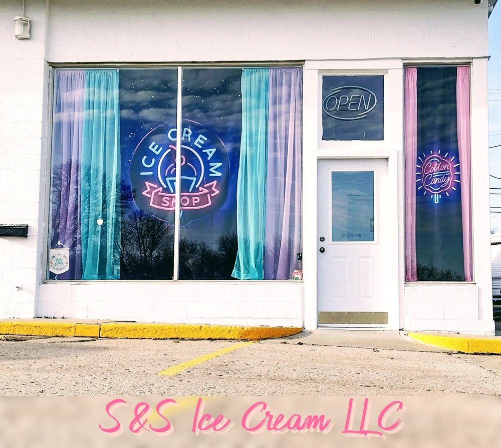 S and S Ice Cream and Bait shops Logo