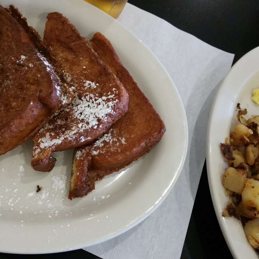 Chuck's Main St. Diner - French Toast with eggs, 2 scrambled eggs and home fries! - Diners Near Me - Luzerne, Pennsylvania