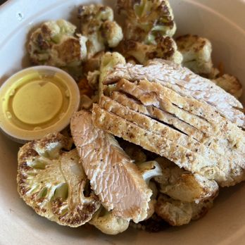 McFlamingo - Curried Cauliflower Salad with chicken  This sauce=amazing - Specialty Food Near Me - Ponte Vedra Beach, Florida