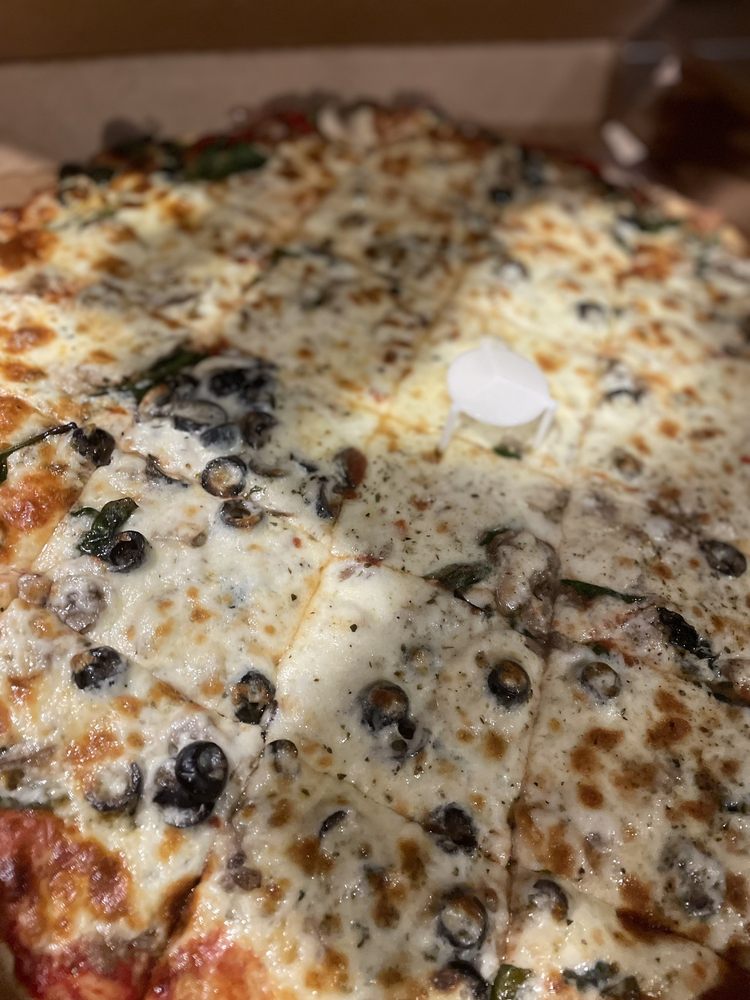 CHICAGO PIZZA AUTHORITY Updated July 2024 22 Photos & 32 Reviews 3125 Dundee Rd