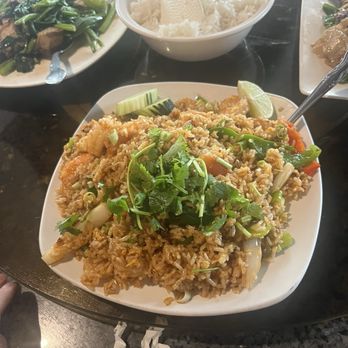 Tony Thai Restaurant - Tom Yum Fried Rice - Thai Near Me - Houston, Texas Tony Thai Restaurant - Tom Yum Fried Rice - Thai Near Me - Houston, Texas