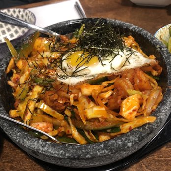 Sake Sushi - Sushi Bars Near Me - Royal Oak, Michigan
