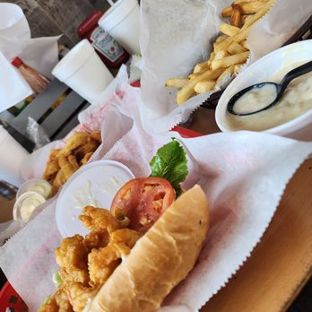 Lobstah On A Roll - Great did and clam chowder - Seafood Near Me - St. Augustine, Florida Lobstah On A Roll - Great did and clam chowder - Seafood Near Me - St. Augustine, Florida