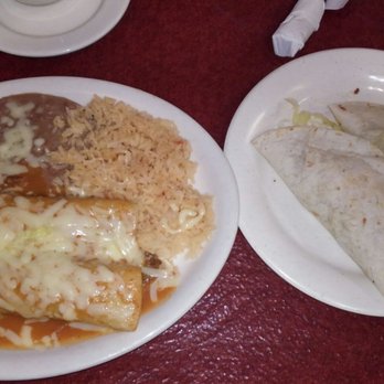 Taqueria Garibaldi - Beef enchilada plate and soft tacos - Mexican Near Me - Pelham, Alabama