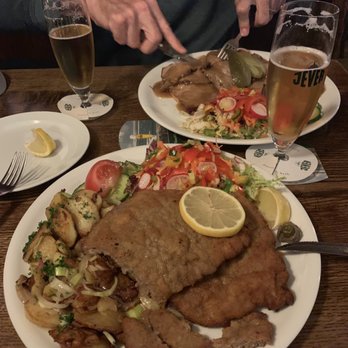 Laufauf - Schnitzel - German Near Me - Hamburg, HH