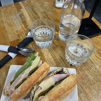 La Parisienne French Bakery - Cafes Near Me - Seattle, Washington La Parisienne French Bakery - Cafes Near Me - Seattle, Washington