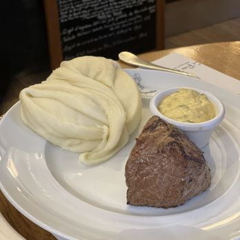 La Petite Périgourdine - Filet - French Near Me - Paris, 75 La Petite Périgourdine - Filet - French Near Me - Paris, 75
