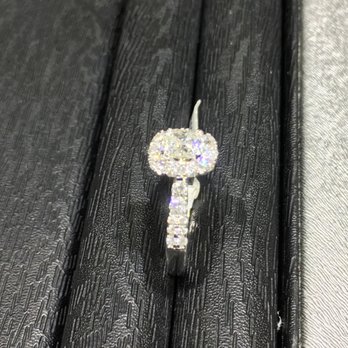 Marks Jewelers - Montgomeryville - Engagement ring - Jewelry Near Me - Montgomeryville, Pennsylvania Marks Jewelers - Montgomeryville - Engagement ring - Jewelry Near Me - Montgomeryville, Pennsylvania