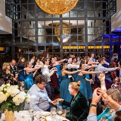 Synapse Entertainment - Dancing the night away