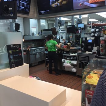 McDonald's - I have to stand in line now to get what I want! - Burgers Near Me - Hearne, Texas