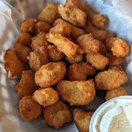 BloNo Pizza - Cheese curds - food - Pizza Near Me - Normal, Illinois