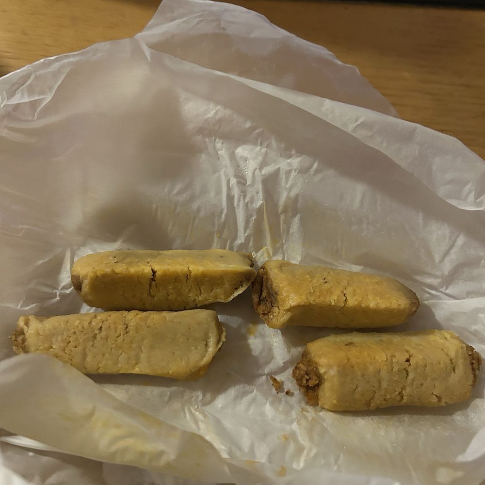 Bob-O's Hot Dogs - Bunch tamale - Hot Dogs Near Me - Chicago, Illinois