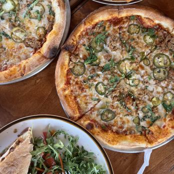 Bonaparte Bistro - Italian Sausage Pizza - French Near Me - Hermosa Beach, California Bonaparte Bistro - Italian Sausage Pizza - French Near Me - Hermosa Beach, California