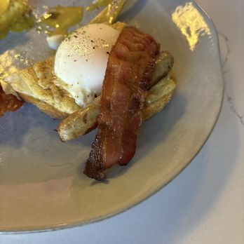 Cafe Mong - Cafe Mong Breakfast - Breakfast & Brunch Near Me - Las Vegas, Nevada