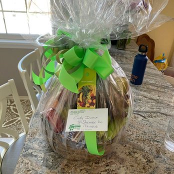 Forever Greene Flowers, Inc. - Well designed and decorated gourmet fruit basket. - Florists Near Me - Plum, Pennsylvania Forever Greene Flowers, Inc. - Well designed and decorated gourmet fruit basket. - Florists Near Me - Plum, Pennsylvania