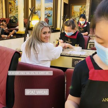 Anthony Vince Nail Spa - Sweet friend getting her mani! - Nail Salons Near Me - Birmingham, Alabama